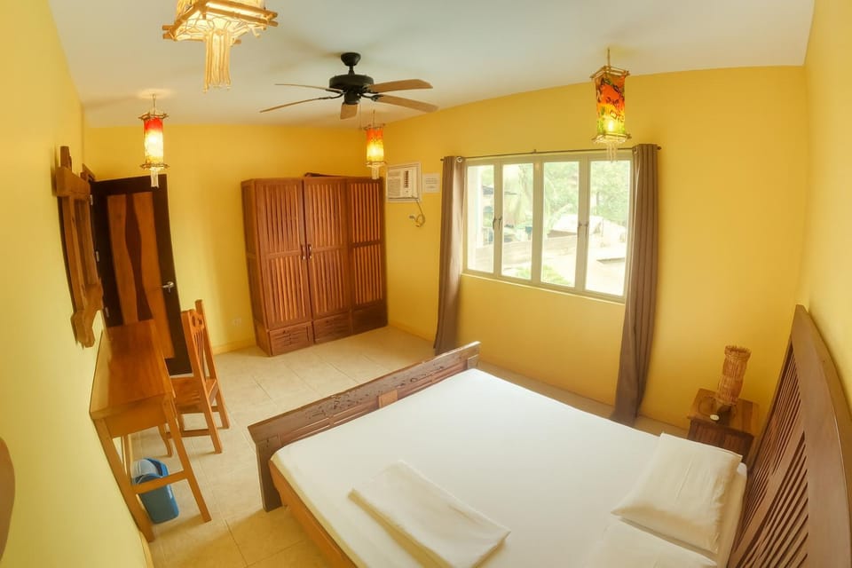 4 Bedroom Property in the Heart of Coron Vacation rental in Coron