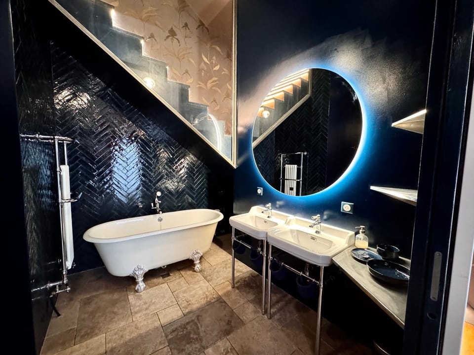Toilet, Bathroom, Bath