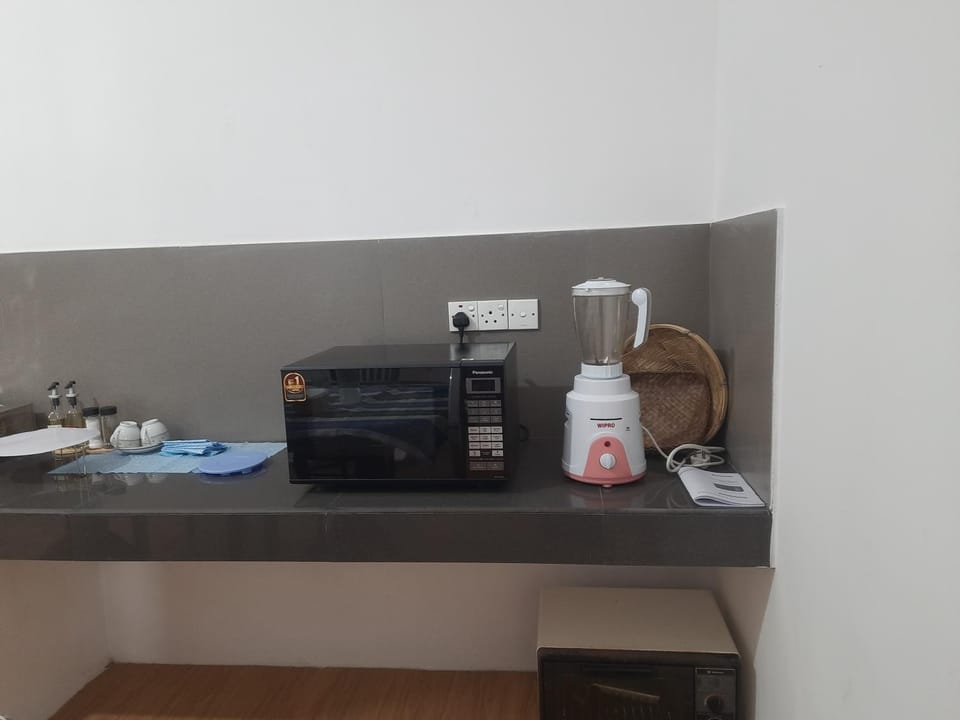 Turtle Point Homestay - BB, Fast Wi-Fi, AC Vacation rental in Southern Province