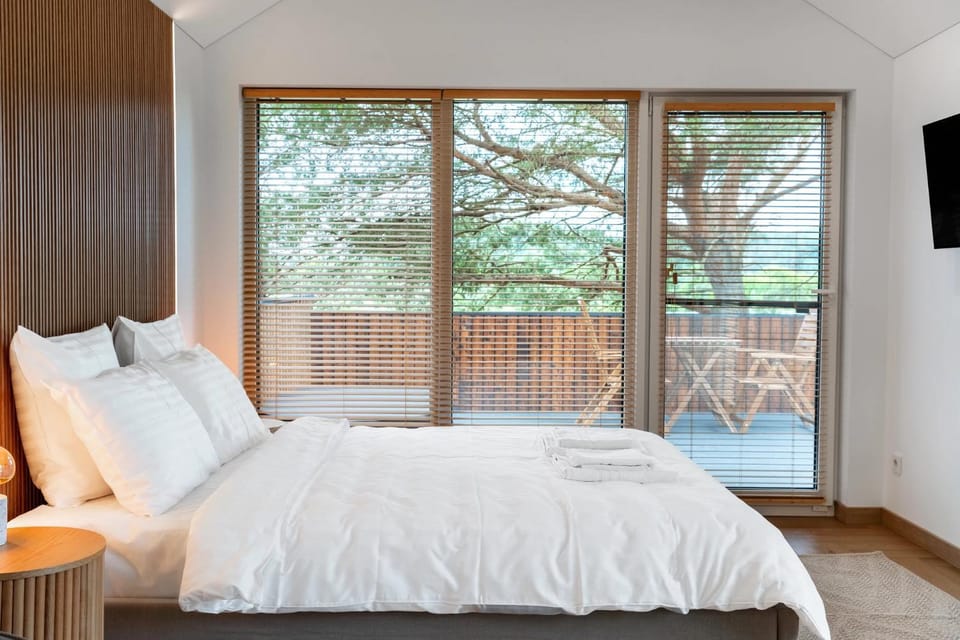 Communal lounge/ TV room, Bed, TV and multimedia, Photo of the whole room, Evening entertainment, Bedroom, towels