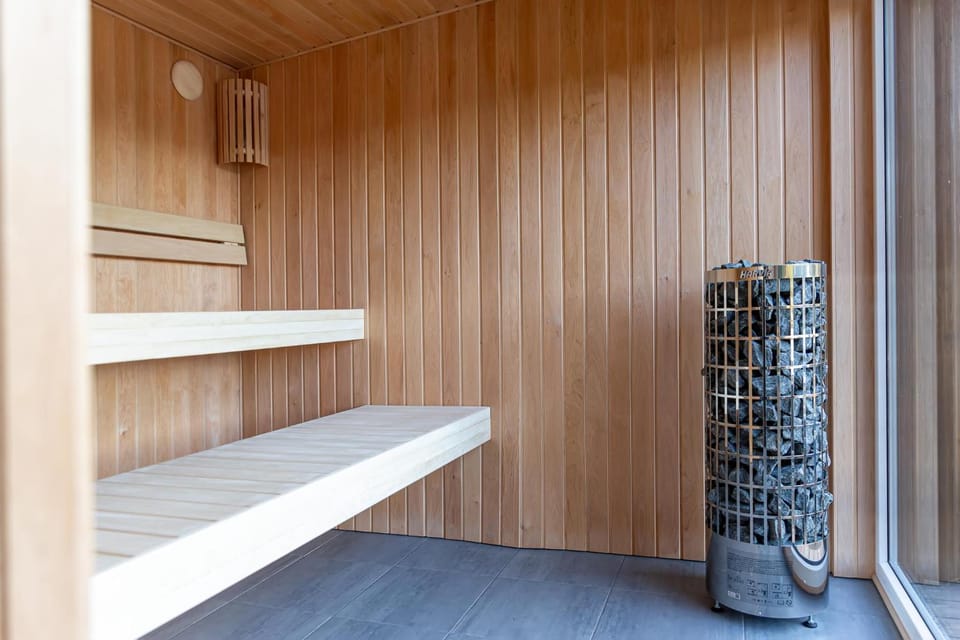 Sauna, Public Bath