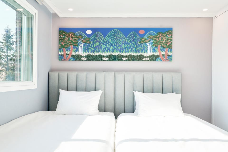 HTB Tailored Service Home & Garden near SEOUL STN House in Seoul