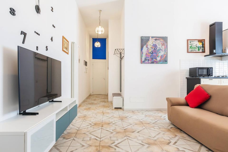 Communal lounge/ TV room, Living room