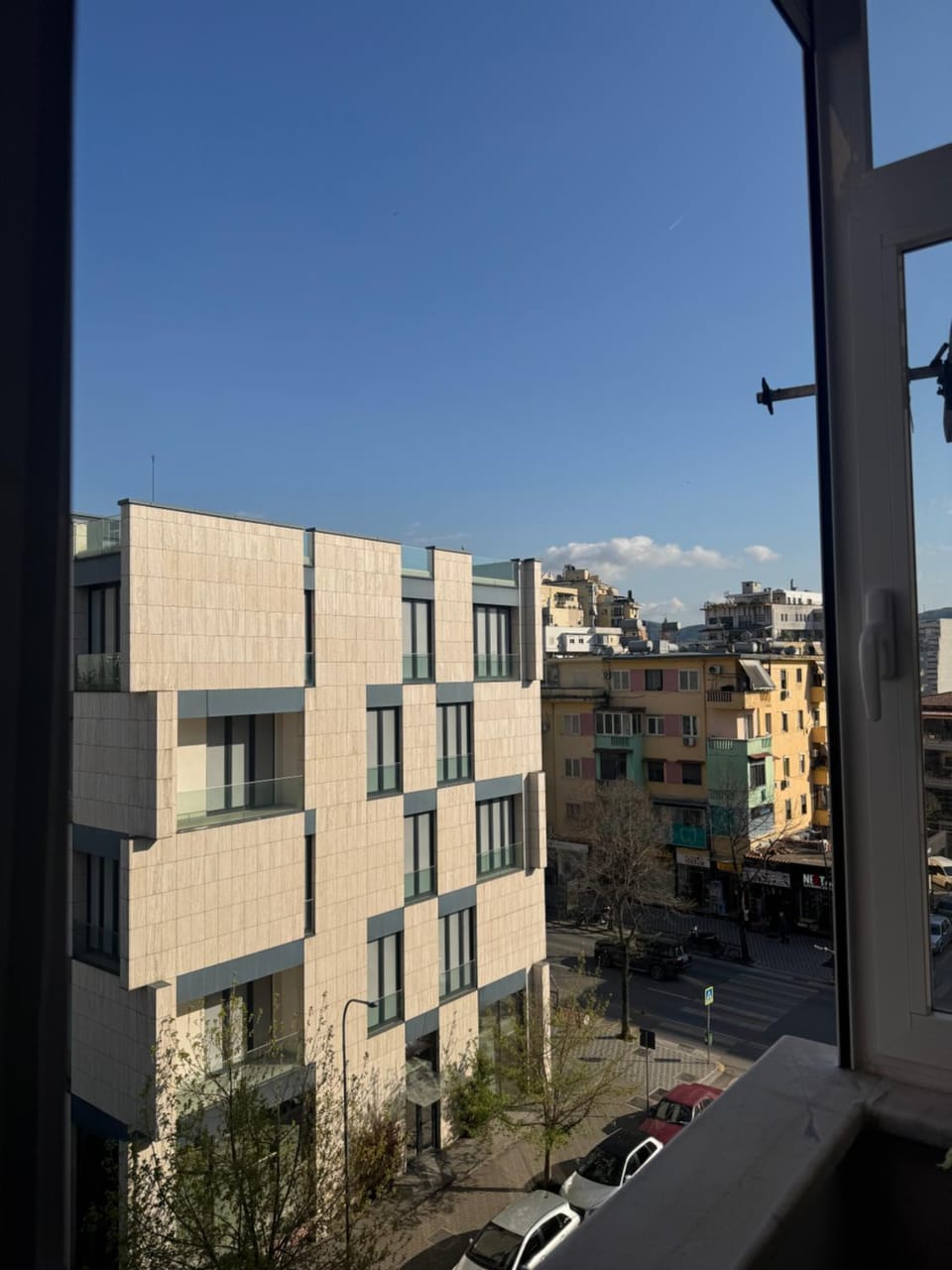Property building, Day, City view, Street view, Location