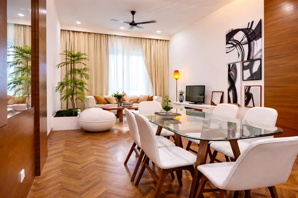Communal lounge/ TV room, TV and multimedia, Living room, Seating area, Dining area