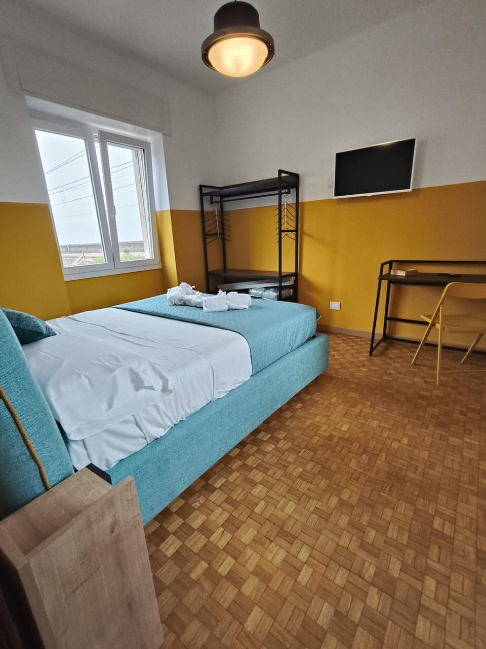 New Seaside Vintage Apartment, 20m to the beach, WI-FI&TERRACE Apartment in Bordighera