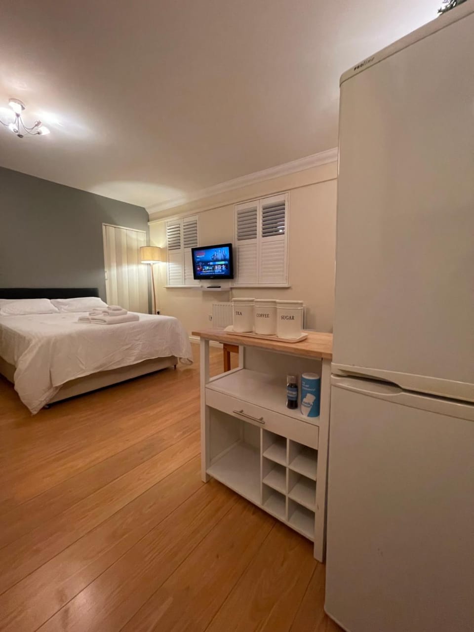 Gatwick Studio Bed and Breakfast in London Borough of Croydon