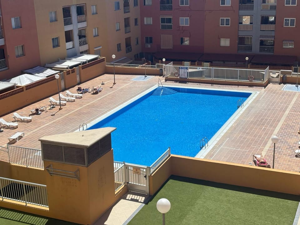 Erma Sun & Pool - Apartamento en Candelaria Apartment in Canary Islands