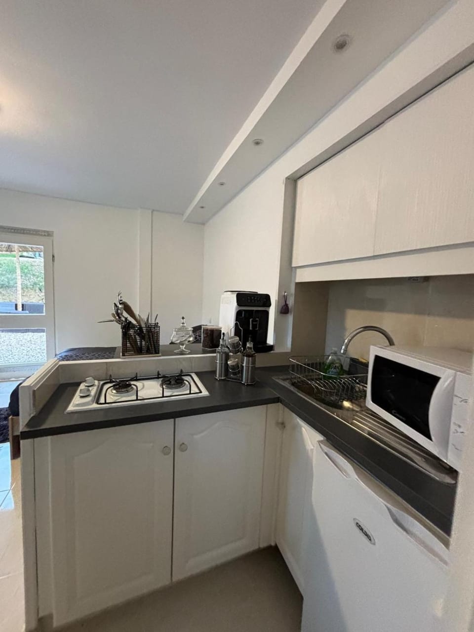 Kitchen or kitchenette, stove