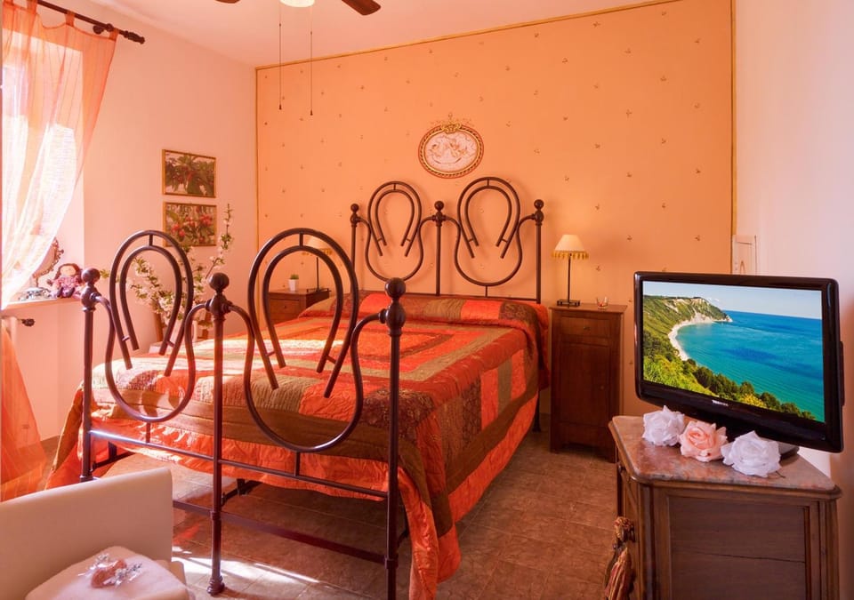 B&B La Torre del Poggio Bed and Breakfast in Marche