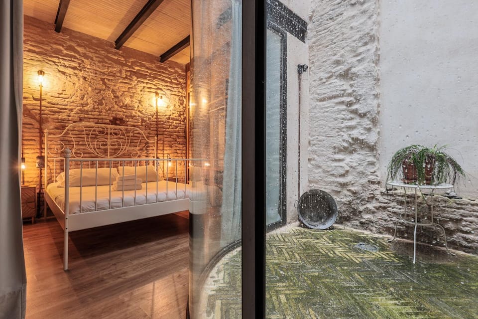 Encantador apartamento con patio en Macarena Apartment in Seville