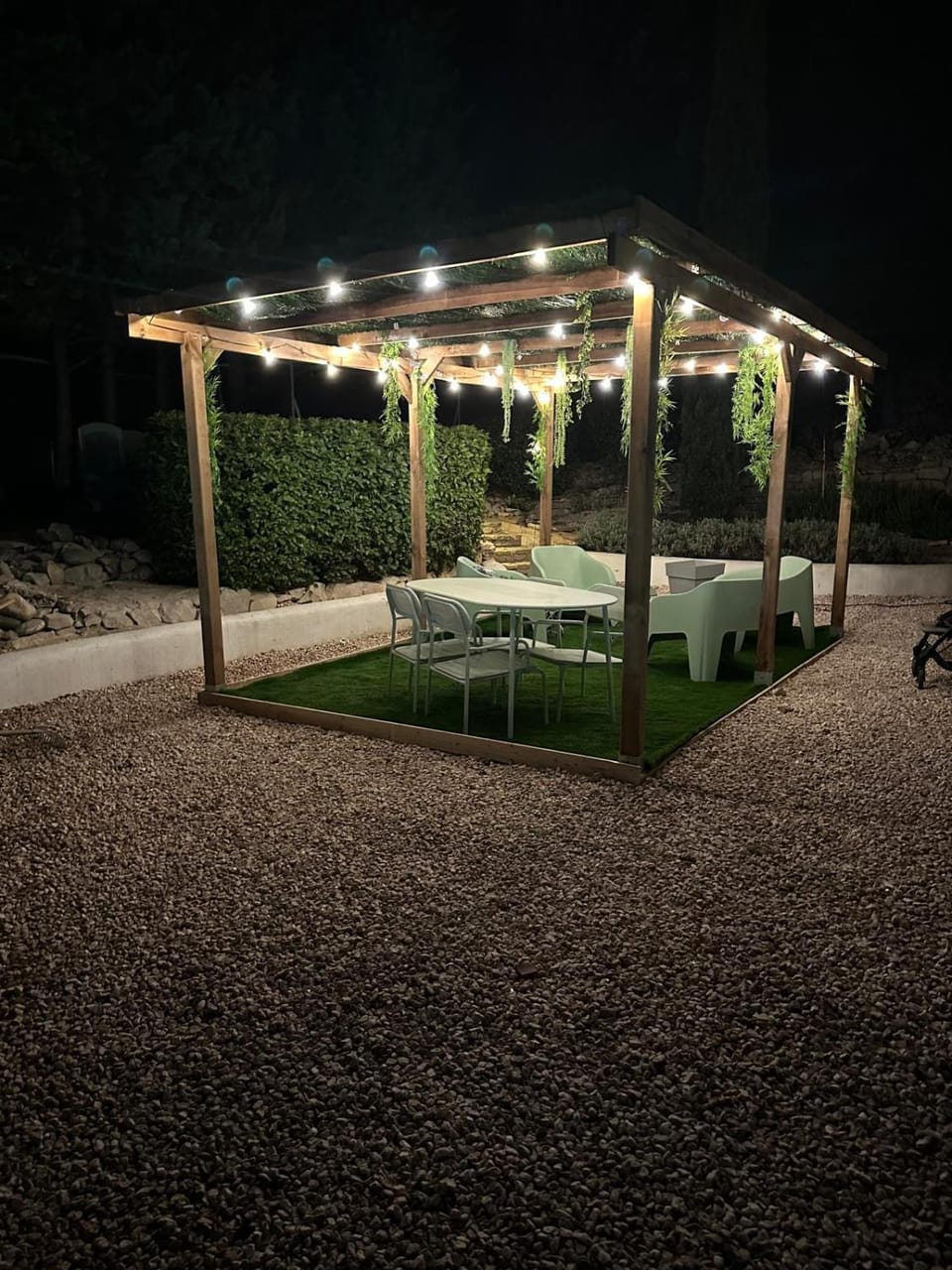 Night, Garden, Balcony/Terrace, Seating area, Dining area