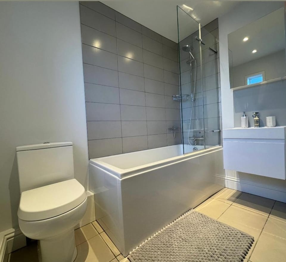 4 Bedroom En-Suite Townhouse House in Lewes District