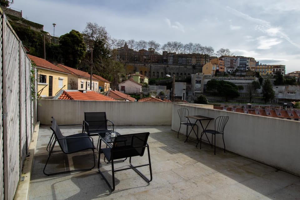 Miragaia Studio w Patio by LovelyStay Apartment in Porto