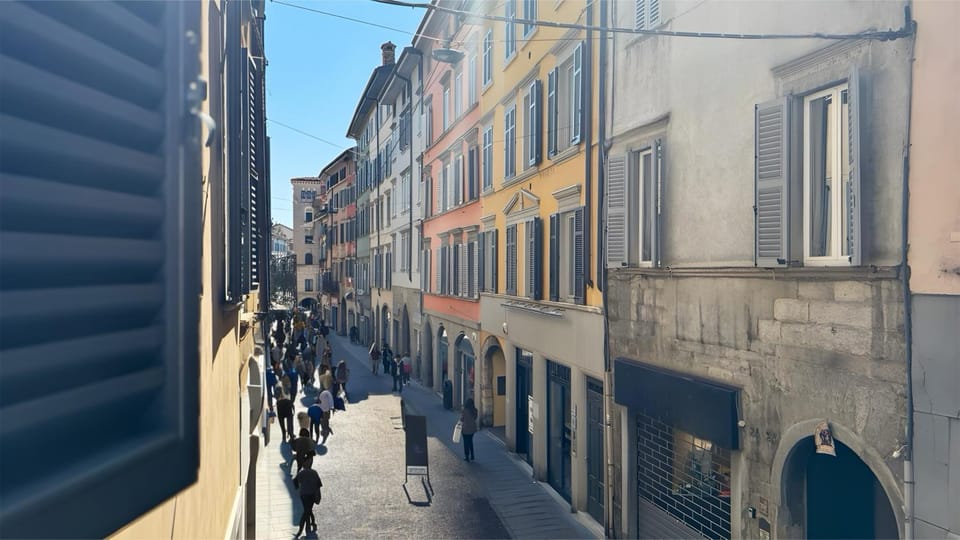 Property building, Neighbourhood, City view, Street view, Location