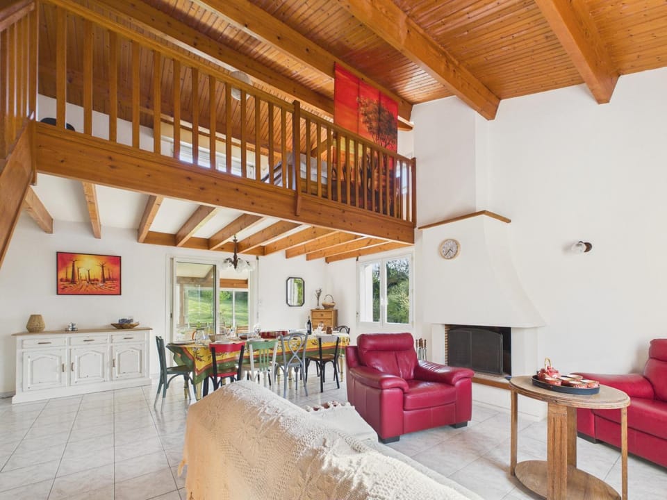 Communal lounge/ TV room, Living room