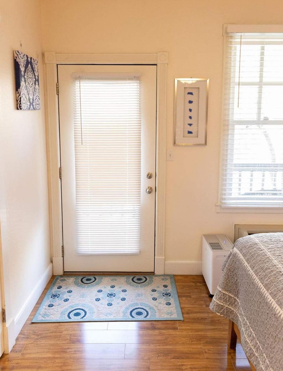 Bella Paradiso 5 King Bed Studio Walk to Downtown Apartment in Eureka Springs