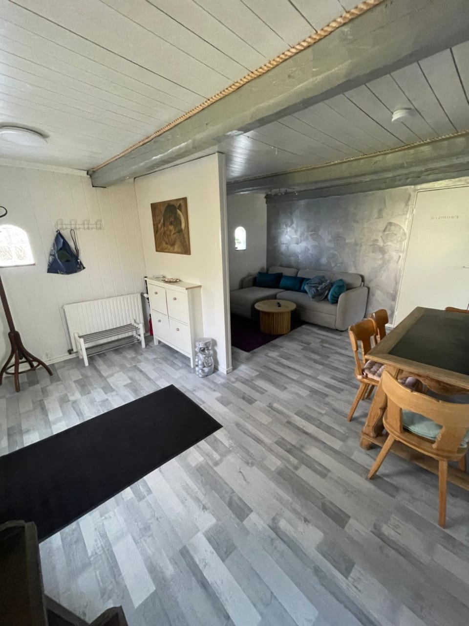 Living room, Seating area, Dining area