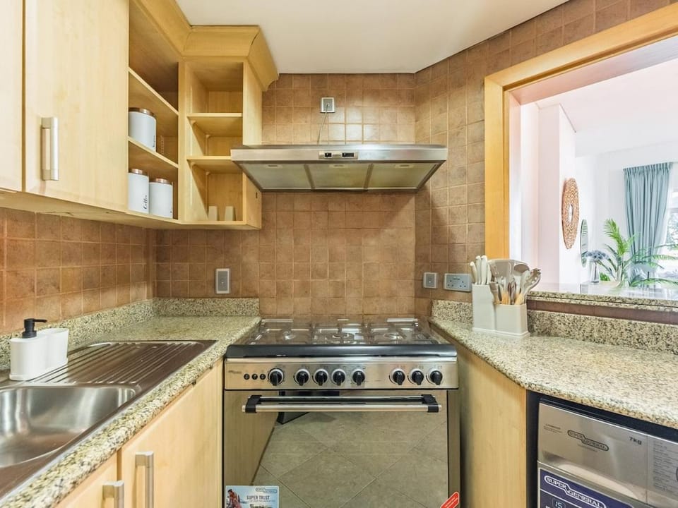 Beachfront Sea View 1BR-Jash Falqa- Palm Jumeirah Apartment in Dubai
