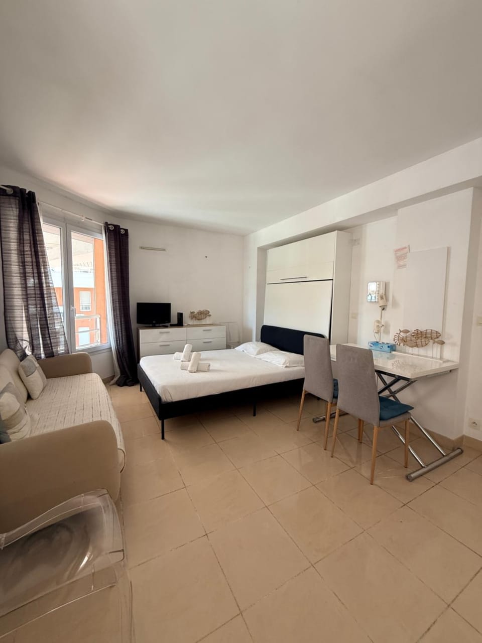 Perfect Studio Nice Beach Airport Apartment in Nice