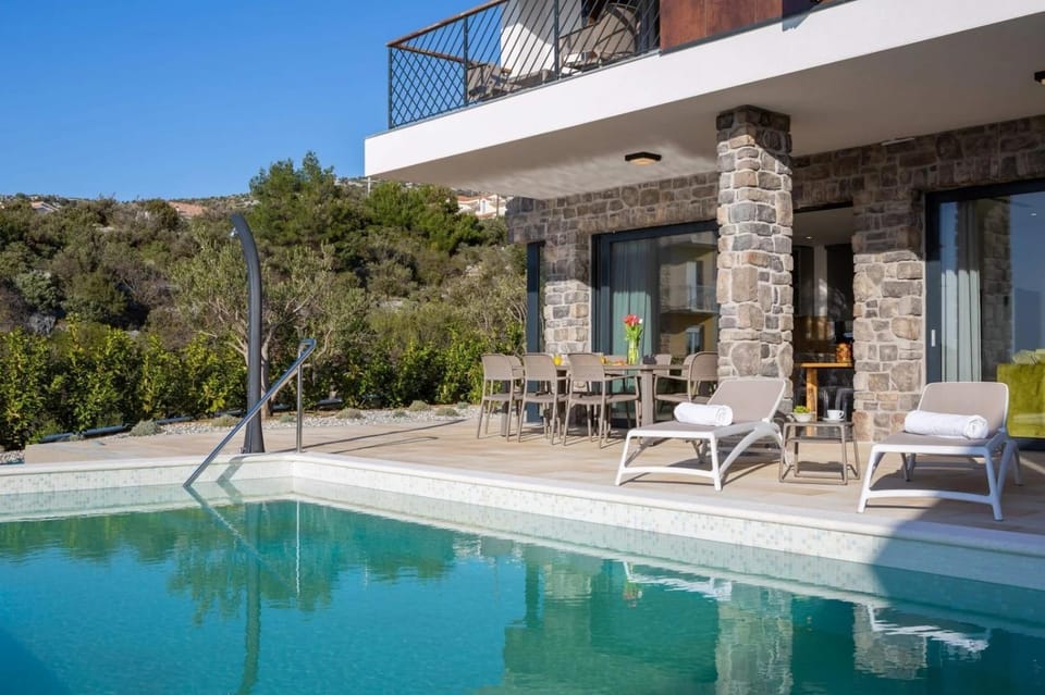 Villa Alba Villa in Šibenik-Knin County, Croatia