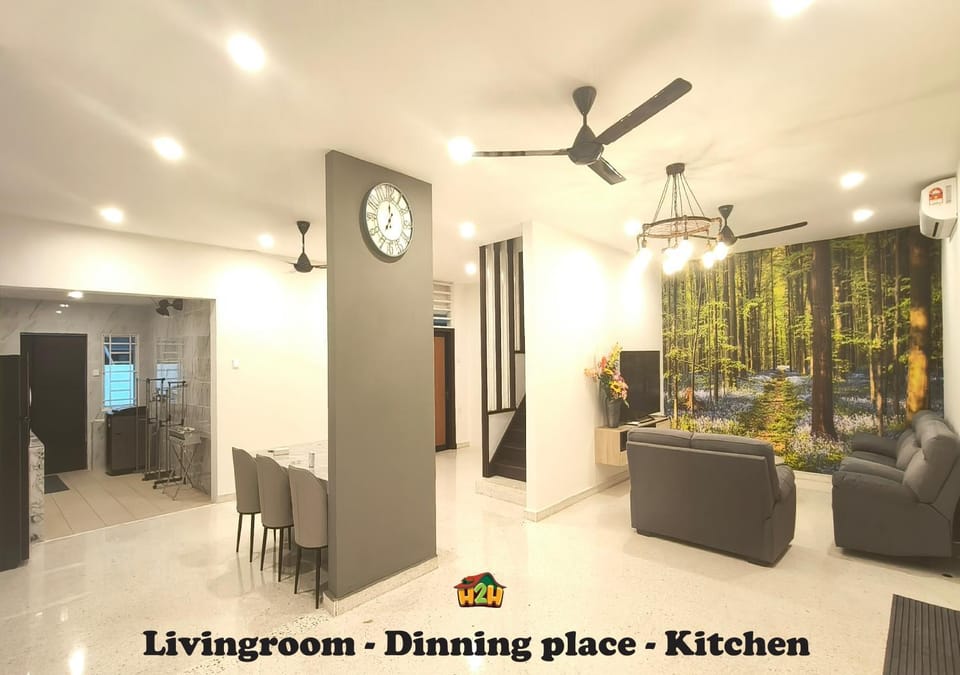 Living room, Seating area, Dining area, air conditioner