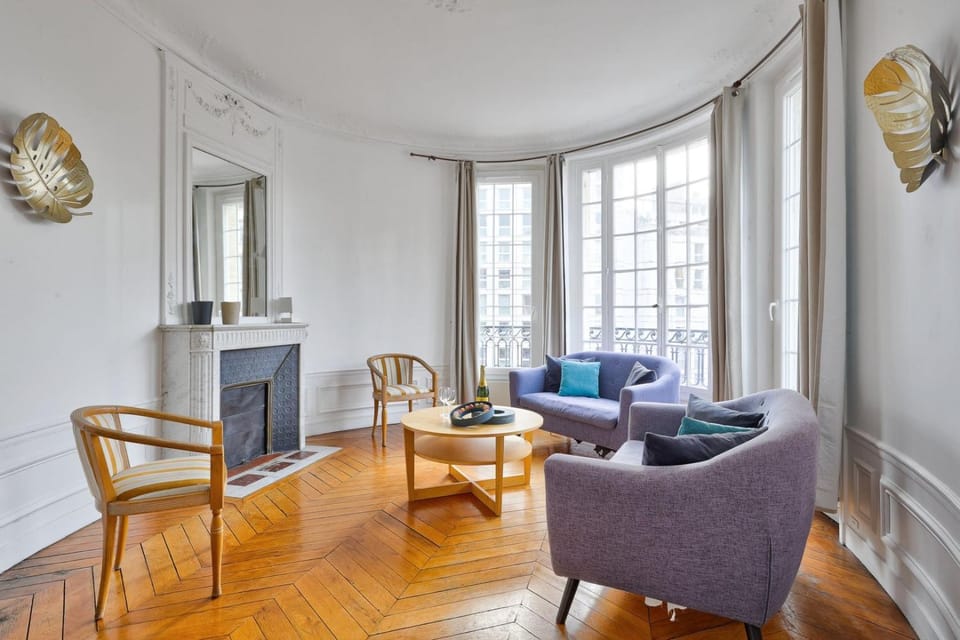 TBS 321 - Superb apartment with Eiffel Tower view Apartment in Paris