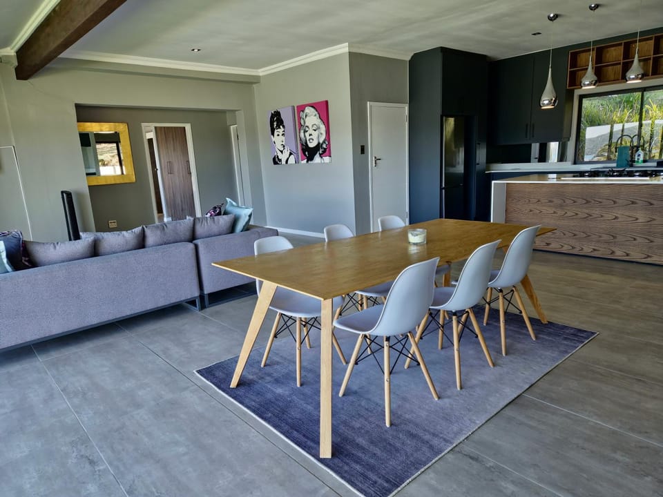 Lagoon View Serenity! House in Knysna