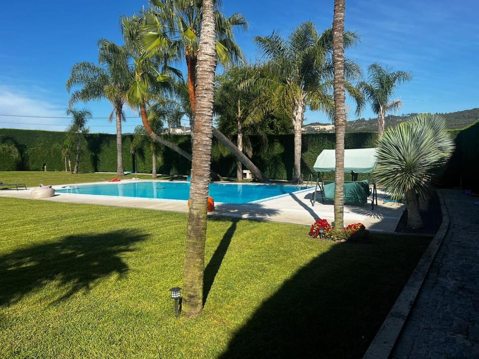 Garden, Balcony/Terrace, Pool view
