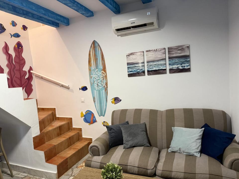 Living room, air conditioner