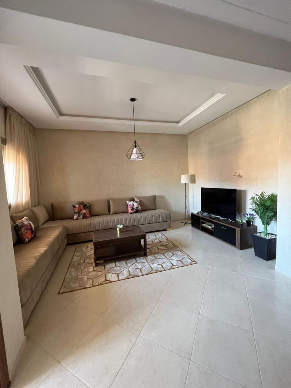 Appartement raffiné avec piscine au centre ville Apartment in Marrakesh
