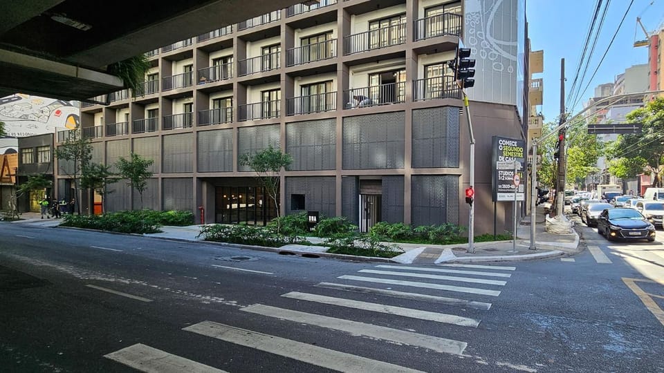 Property building, Facade/entrance, Area and facilities