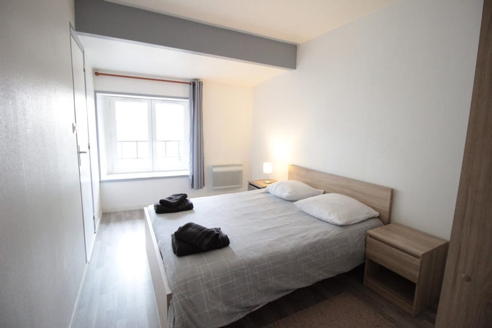 Chez Caro - Centre Ville - Proche Gare - Parking proche - Wifi ou Ethernet gratuit - Géré par PrestaZenServices Apartment in Verdun