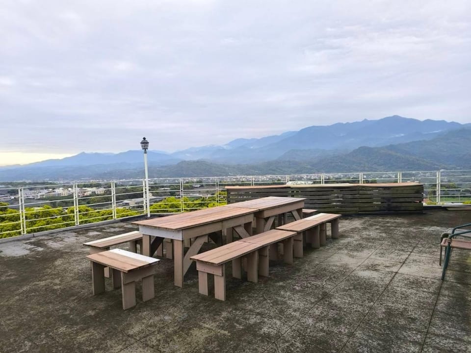 Patio, Day, Natural landscape, View (from property/room), Balcony/Terrace, Dining area, Mountain view