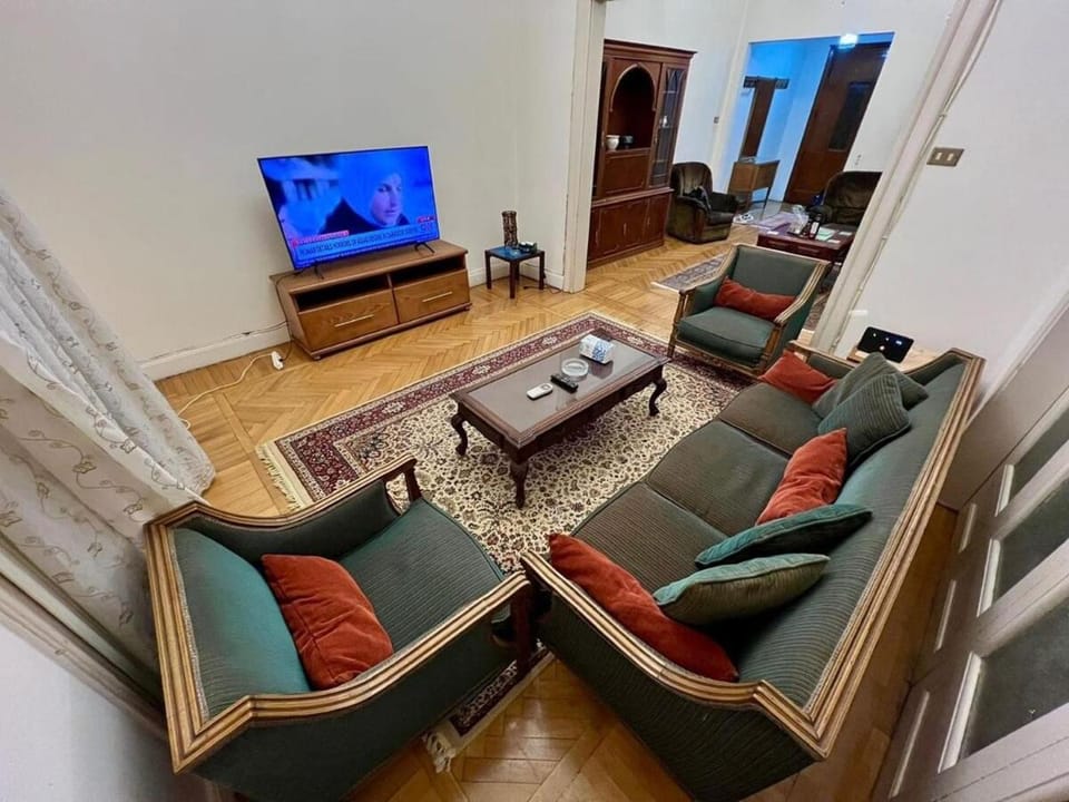 Nile View Apartment- Dokki Giza Apartment in Cairo