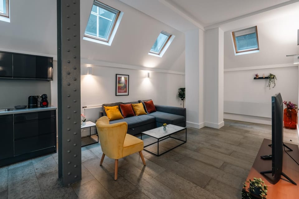 Living room, kitchen