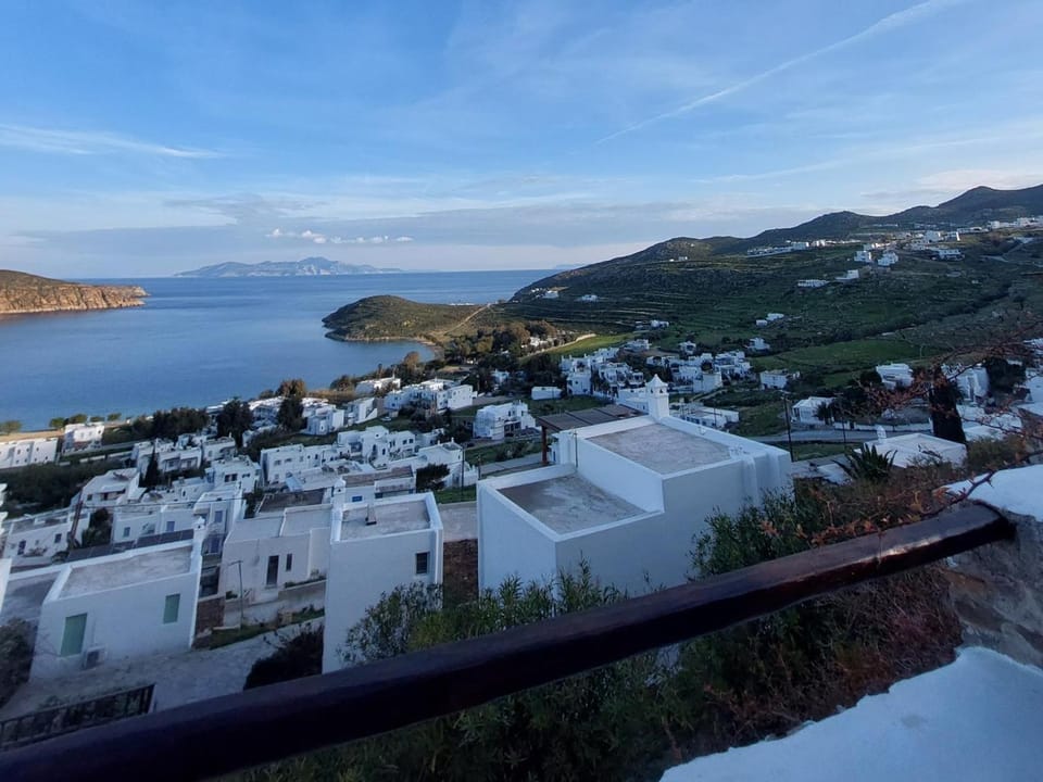 Day, Neighbourhood, Natural landscape, Bird's eye view, Sea view