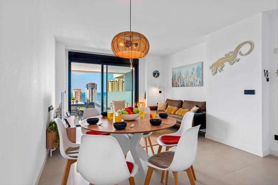 Apartamento H&M con Padel, Piscina y vistas al mar Apartment in Calp