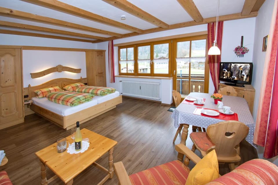 Living room, Bedroom