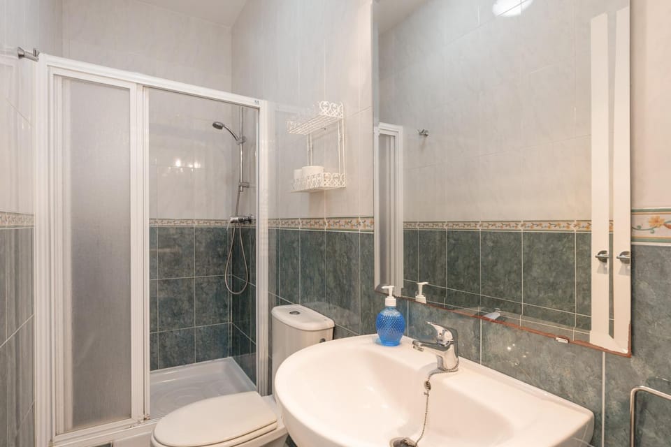 Bathroom, Living room