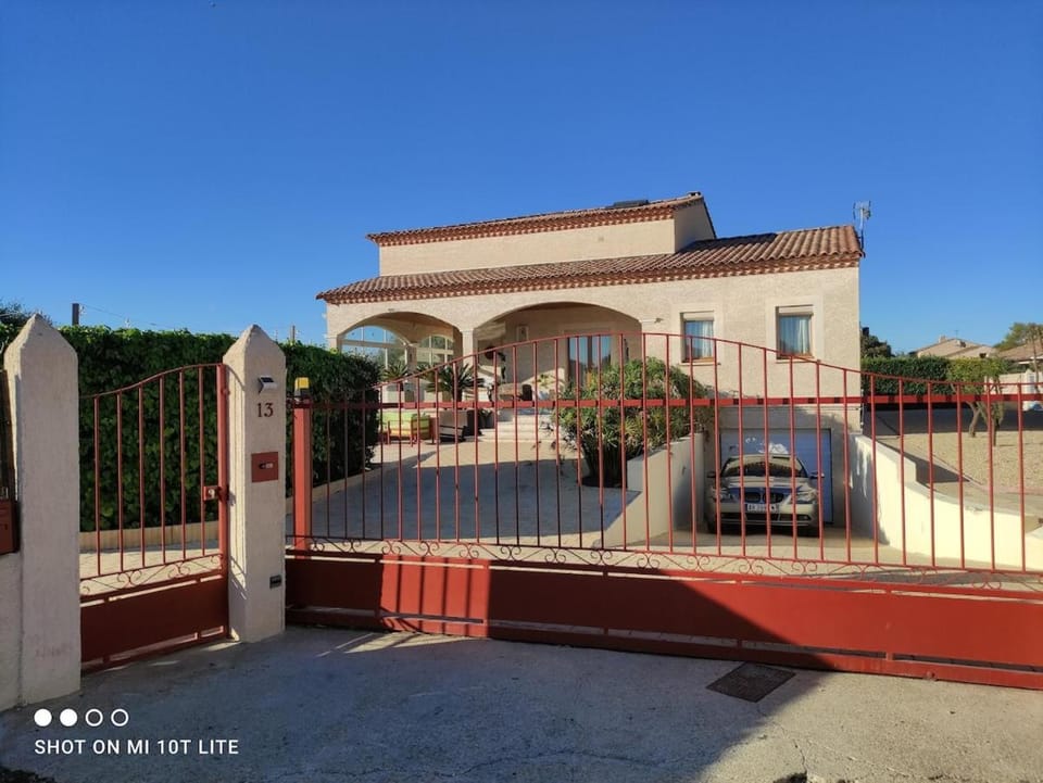 Villa les trois oliviers Villa in Mèze