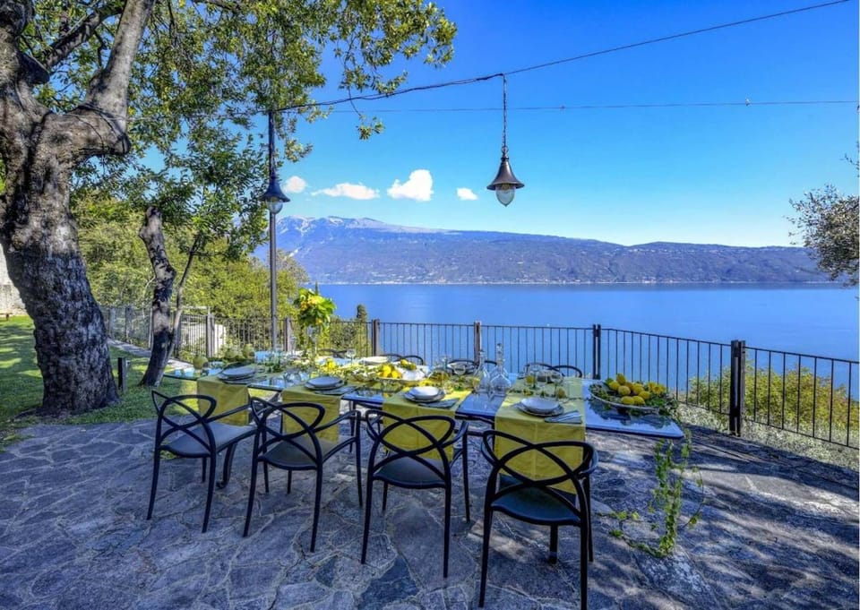 Lemon Garden Retreat - Villa Aura Villa in Gargnano