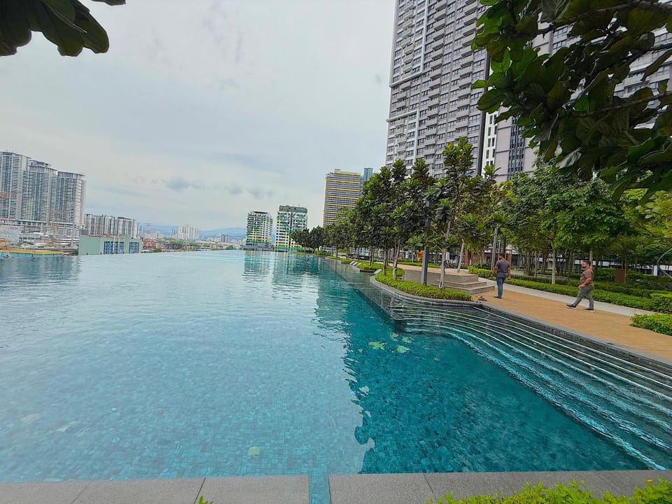 City view, Pool view, Swimming pool