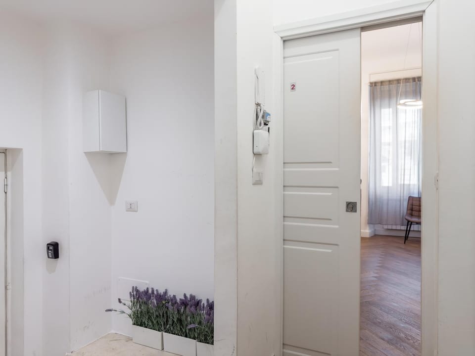Scarlatti's Nest - Ideal for travelers Apartment in Milan
