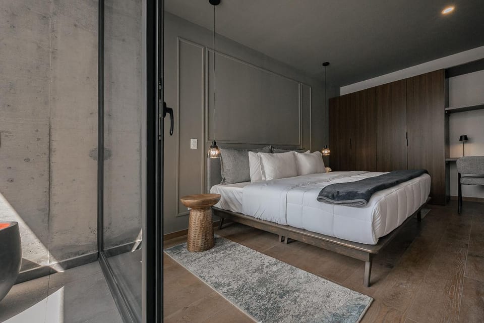 Photo of the whole room, Bedroom