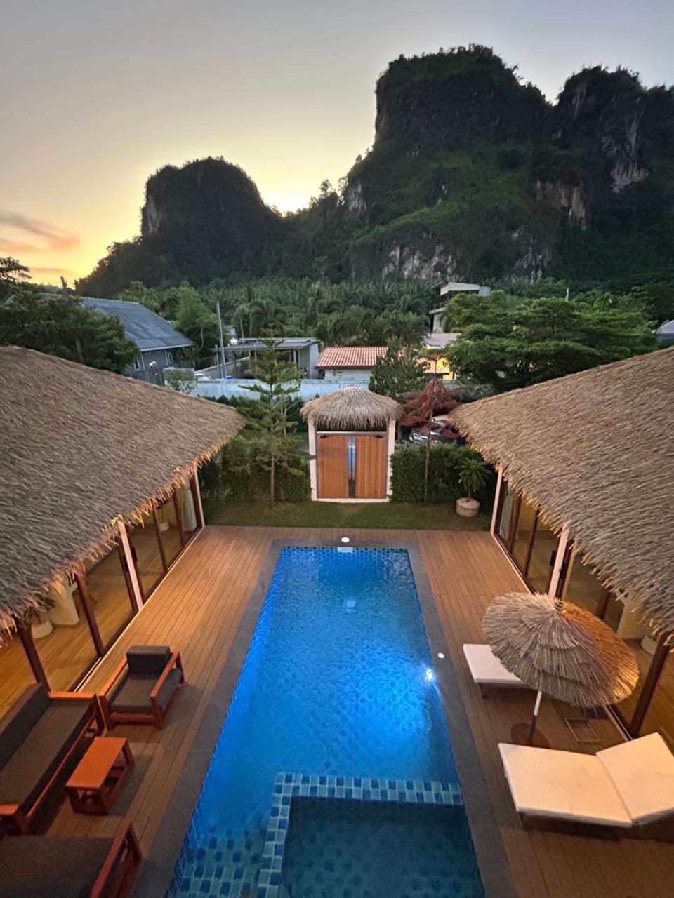 Natural landscape, Mountain view, Pool view, Swimming pool