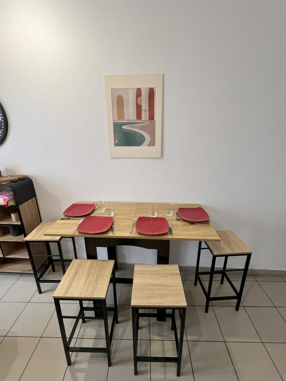 Seating area, Dining area