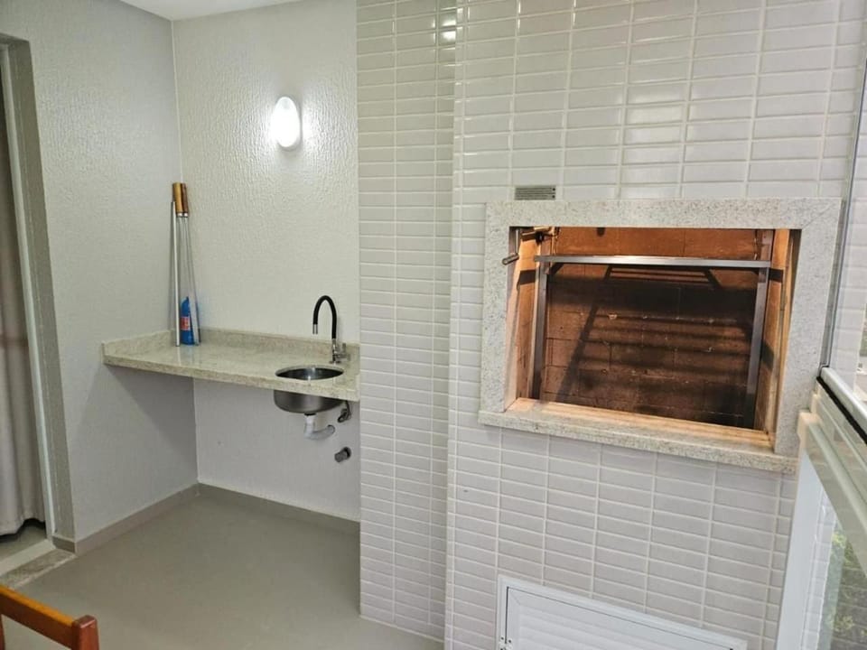 cód 116 - Apartamento amplo e aconchegante Apartment in Florianopolis