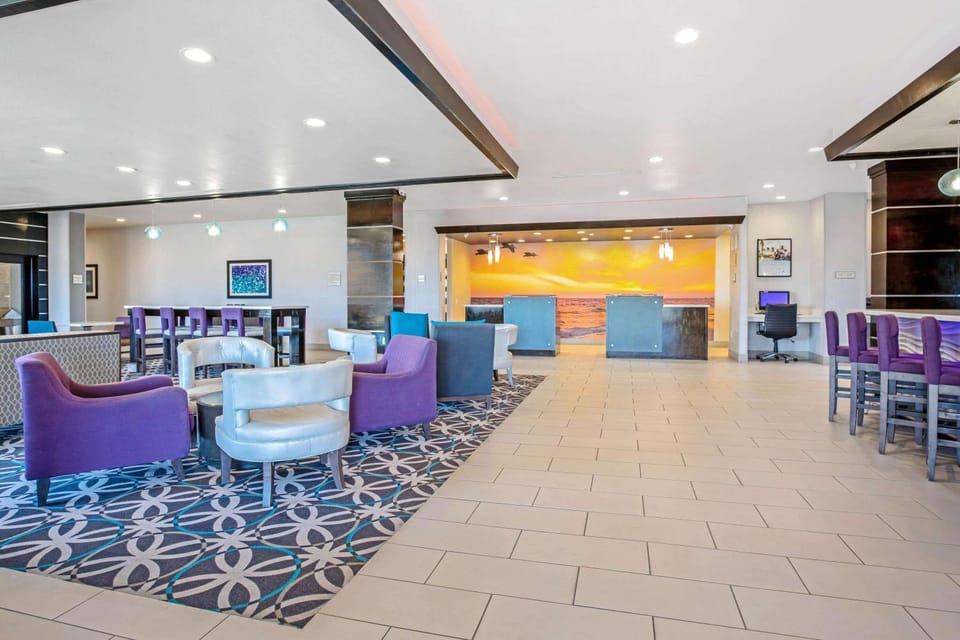Lobby or reception, On site