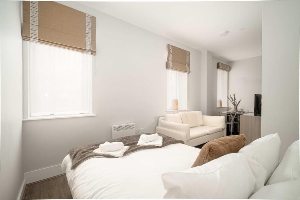 Modern Studio Apartment in Waterloo Liverpool Apartment in England